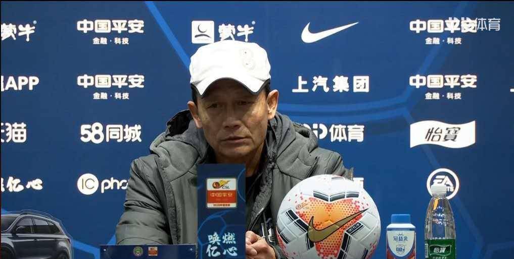  尼斯惊险保级成功主教练赛后泪洒发布会  
