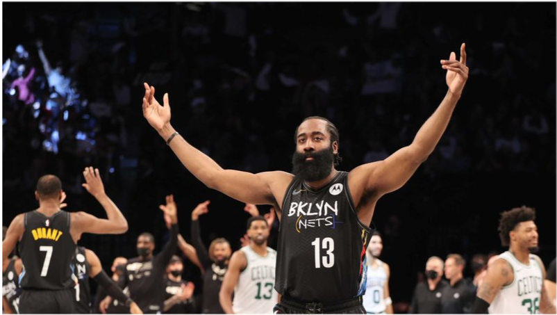 NBA季后赛首轮，爱德华兹绝杀助森林狼晋级
